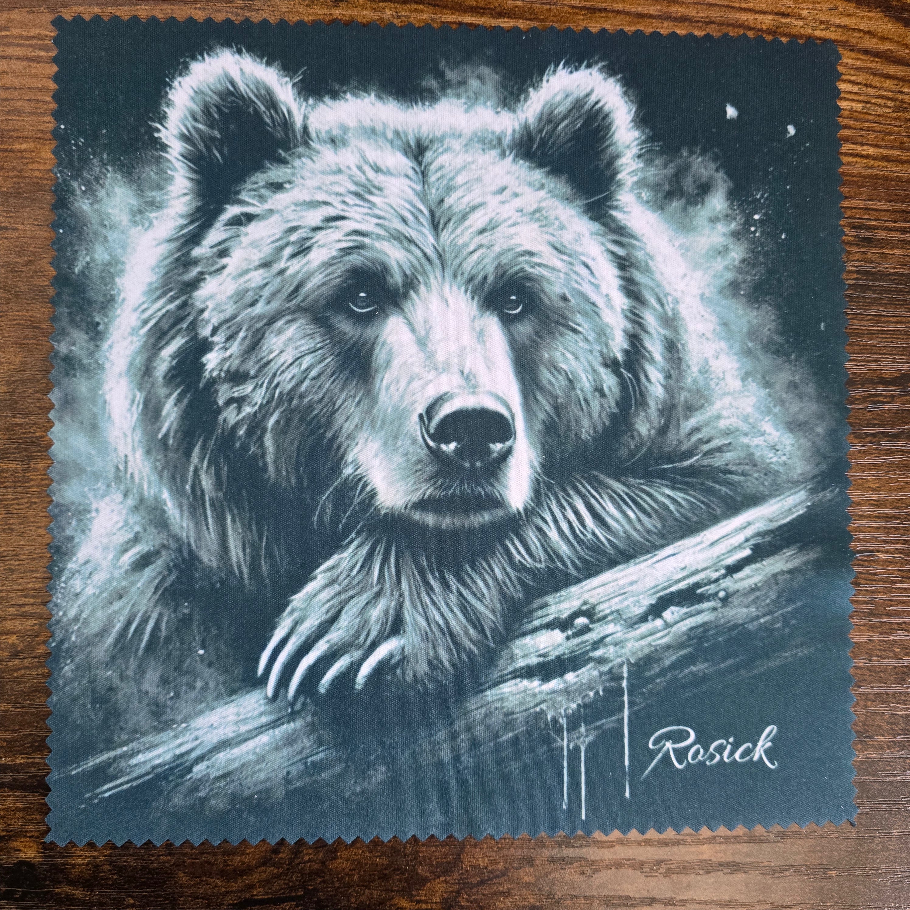 Ours noir et blanc