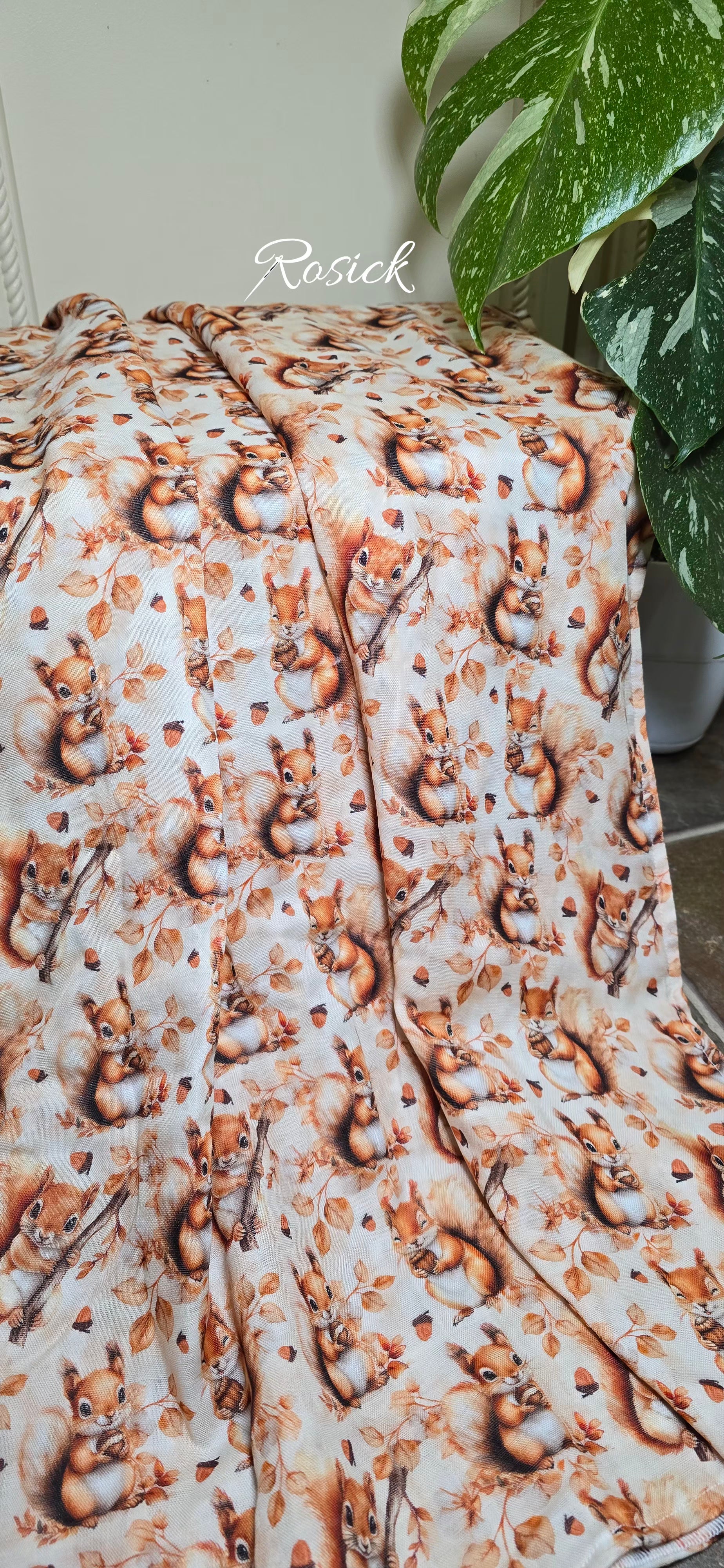 Écureuille motif plus petit