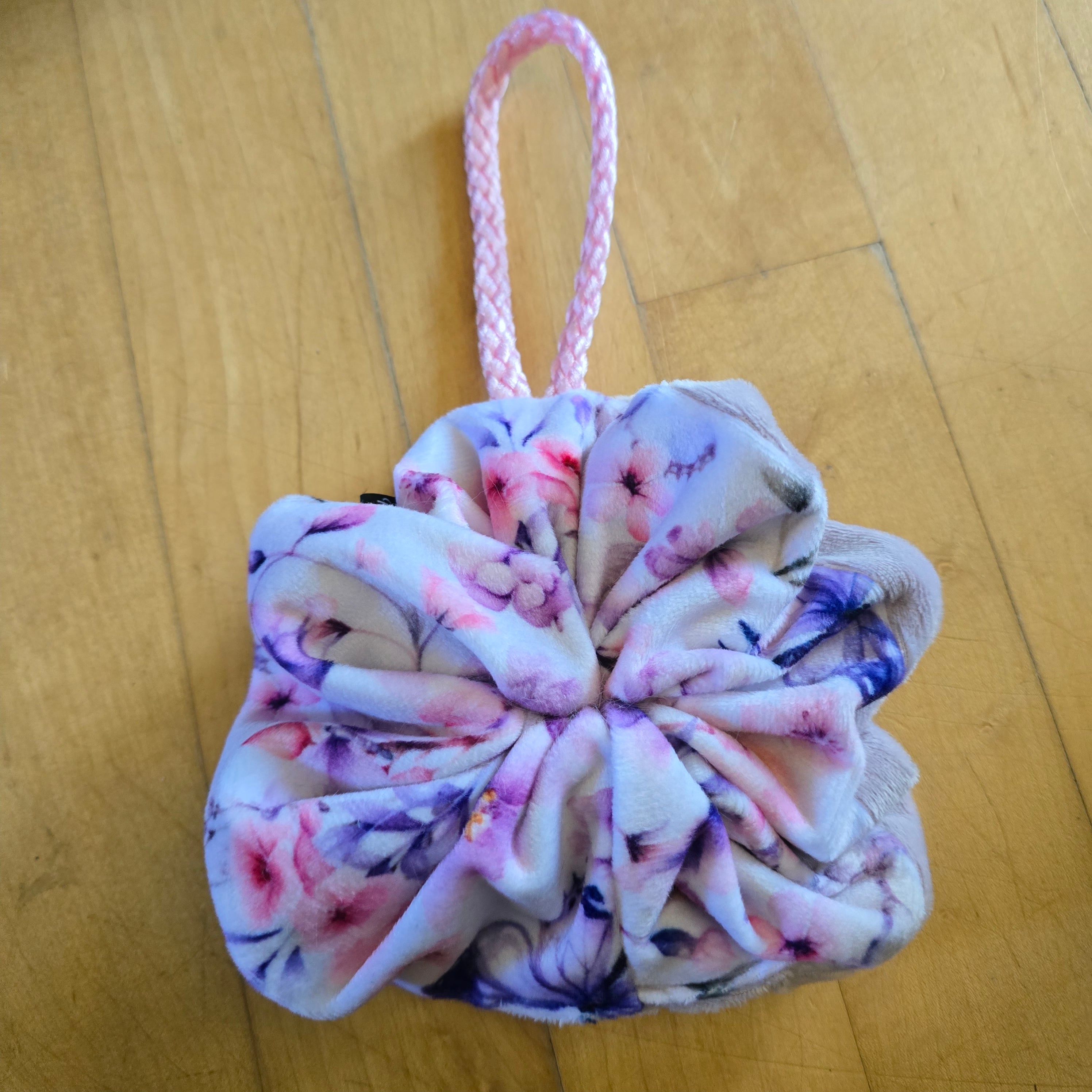 Papillon et fleur