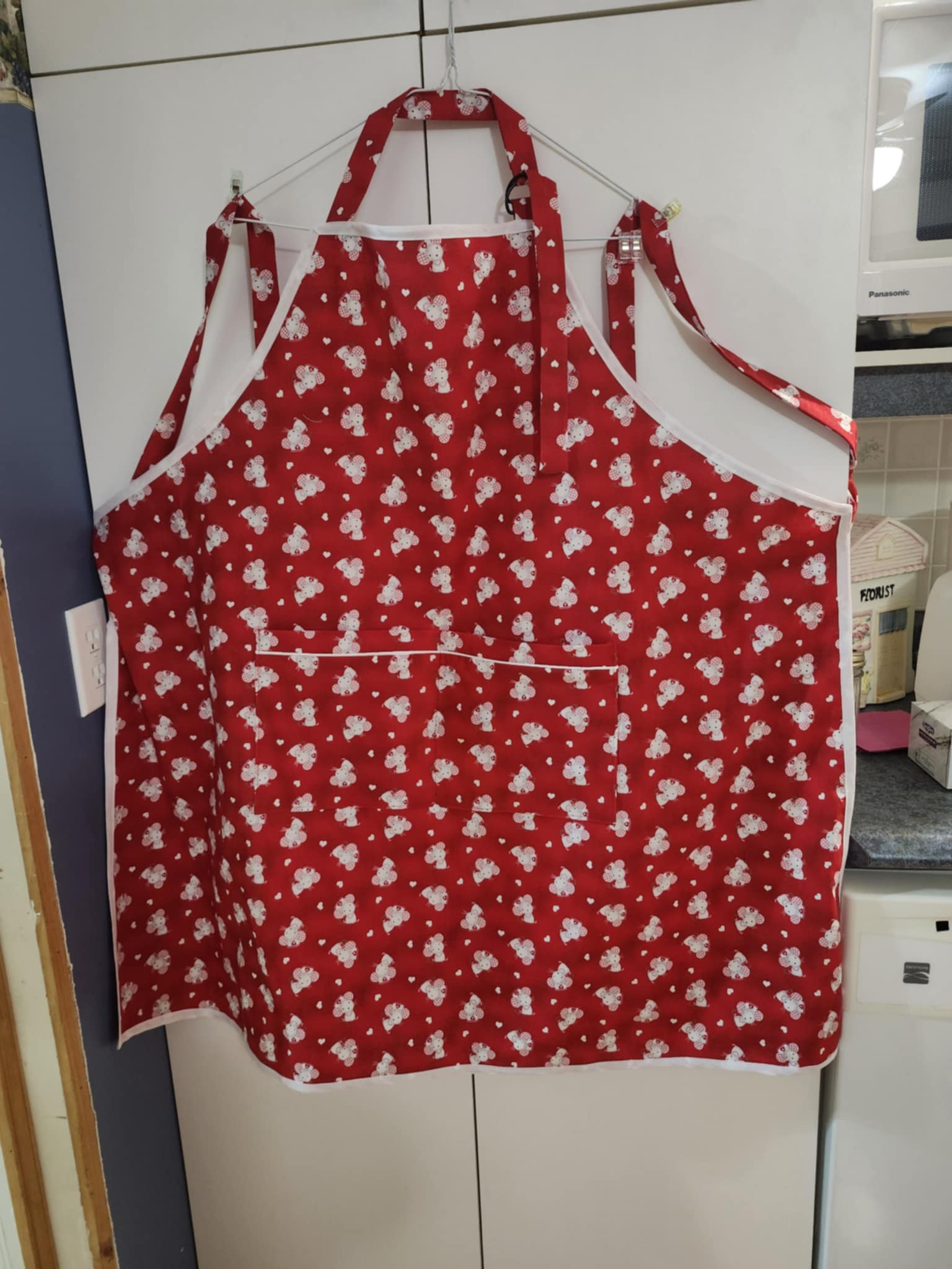 Tablier sourris infirmière os